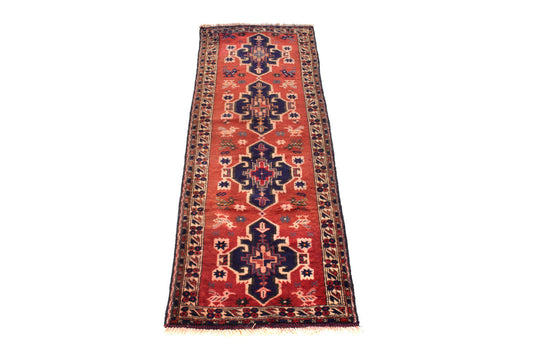 Tribal Shiraz-style narrow runner, central medallion close-up
