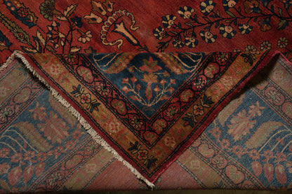 Antique Kashan-style rug, edge and selvedge detail