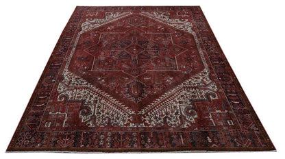 10 x 12.4 hand-knotted Heriz-style wool rug, detail of pattern