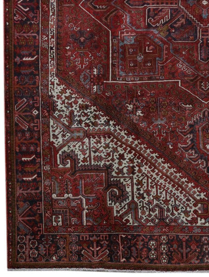 10 x 12.4 hand-knotted Heriz-style wool rug, full layout view