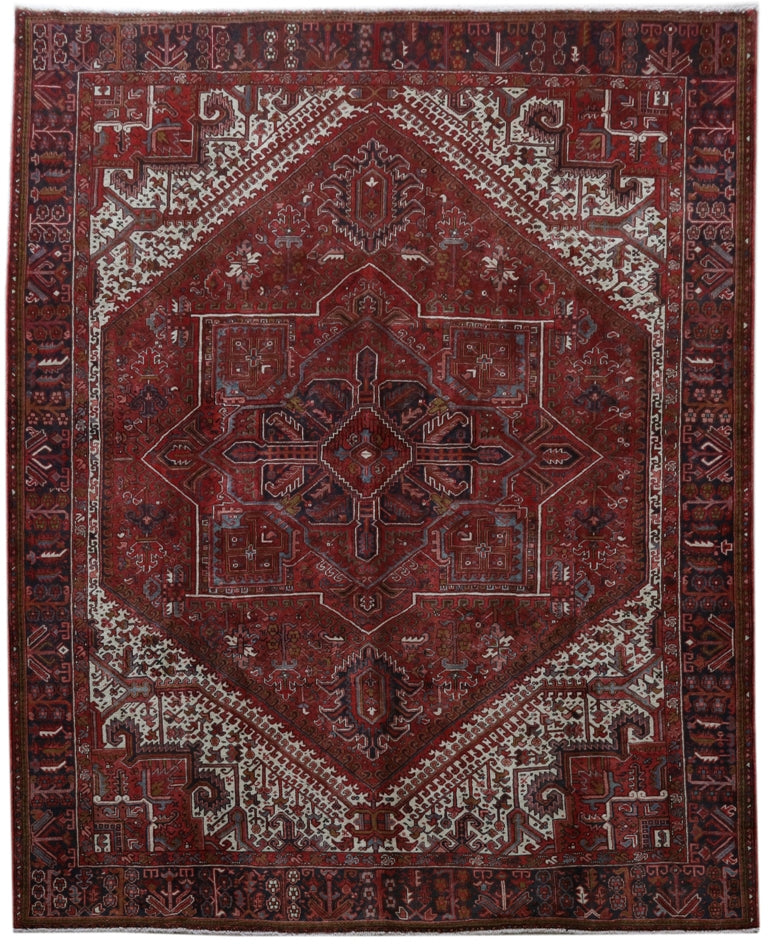 10 x 12.4 hand-knotted Heriz-style wool rug, top view