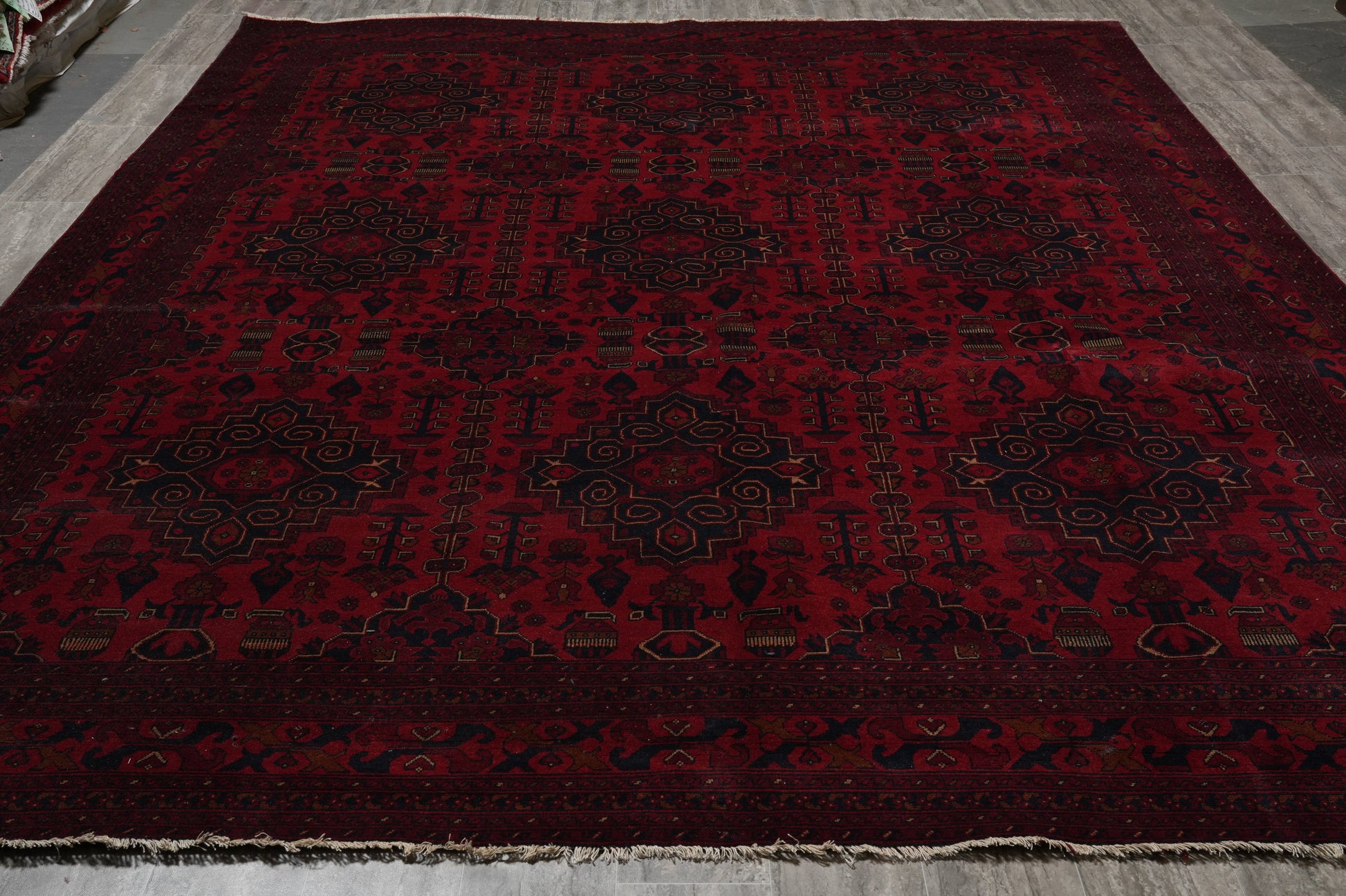 Afghan Khal Mammadi oversize rug, ivory border pattern close-up