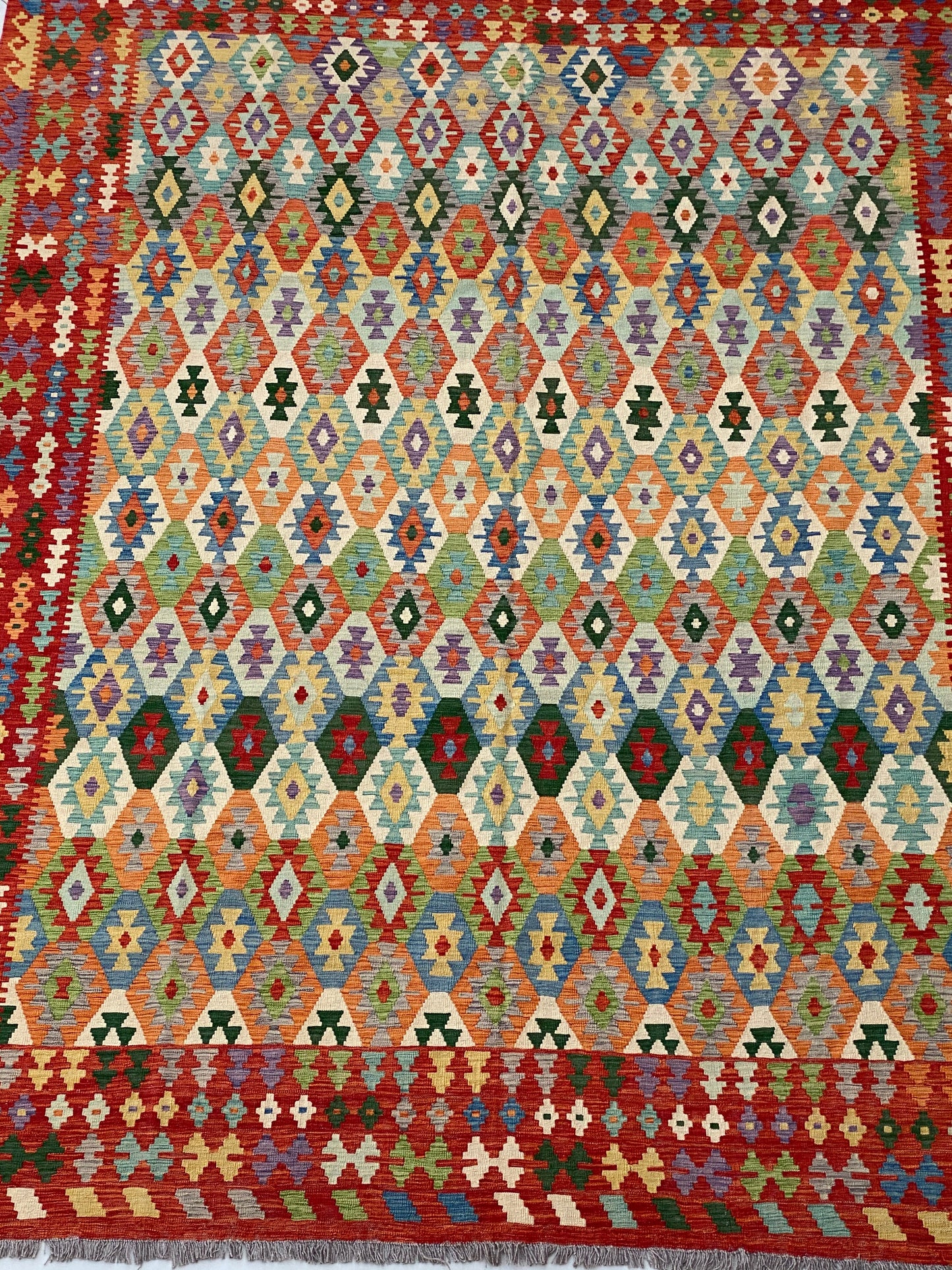 Chic Kilim, border pattern in gold and ivory