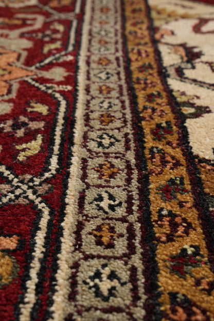 Heriz-Serapi-style wool rug, full layout showing the geometric field