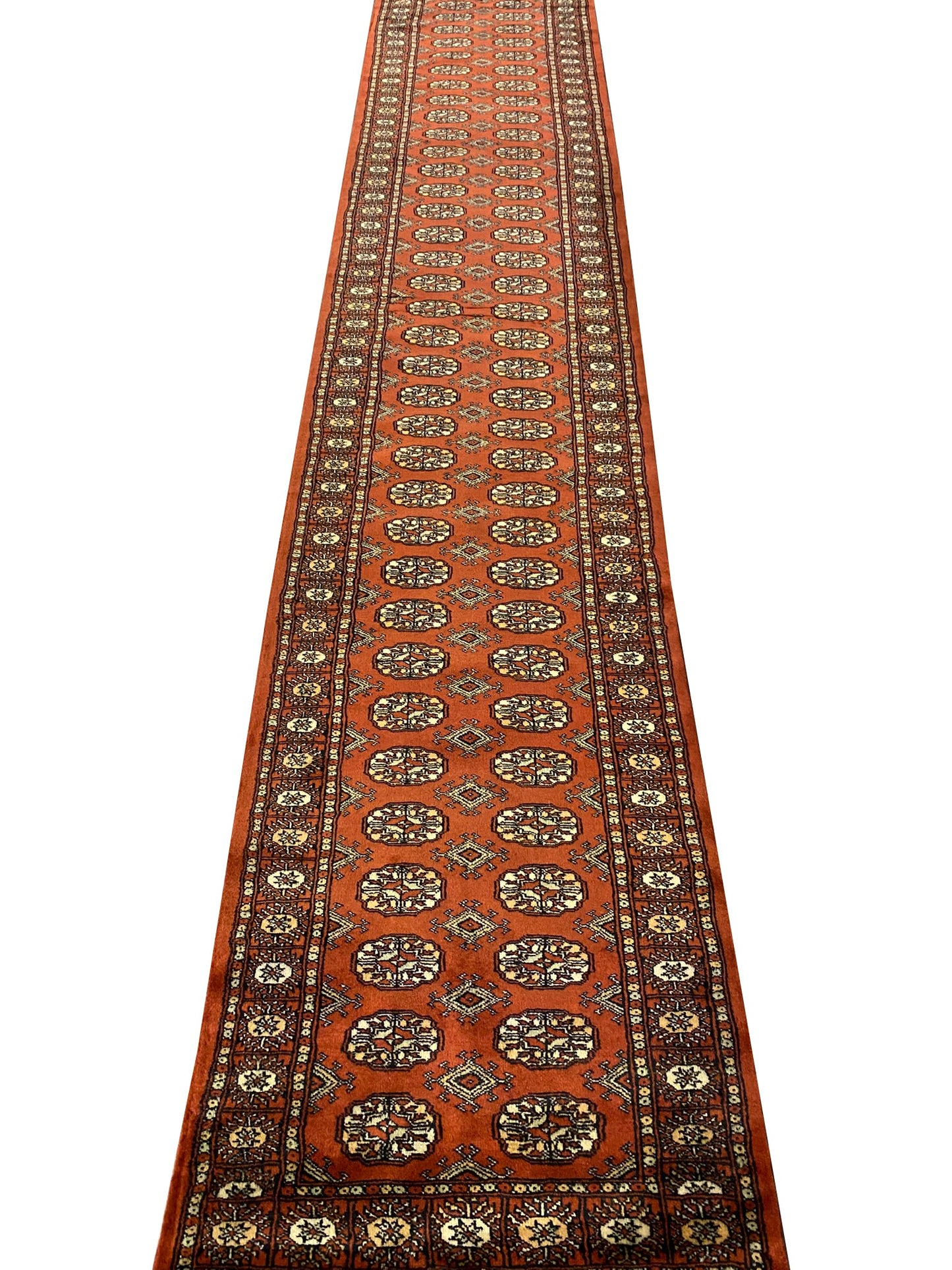 Bokhara long runner, mid-length pattern showing symmetry