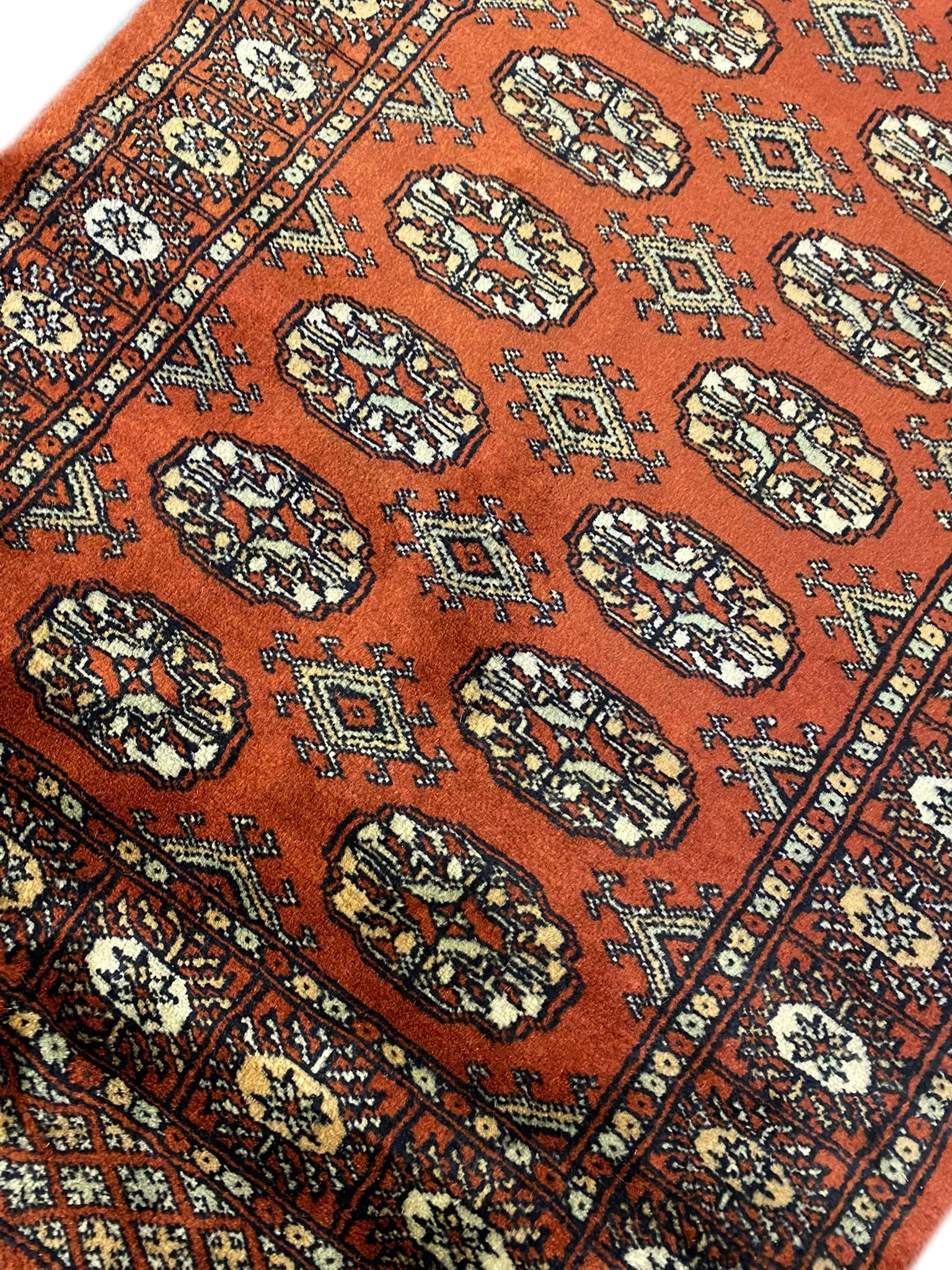 Bokhara long runner, ivory border pattern detail