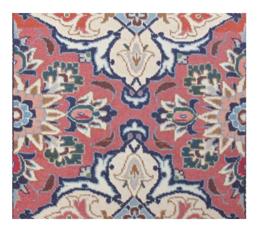 2.6 x 4.6 hand-knotted hamadan-style wool rug, pile detail showing wool texture