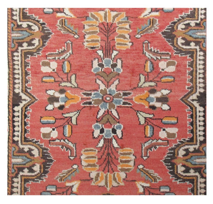 2.8 x 4.3 hand-knotted hamadan-style wool rug, pile detail showing wool texture