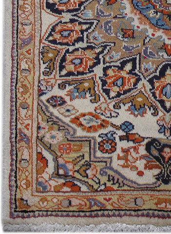 2 x 3 hand-knotted hamadan-style wool rug, corner detail