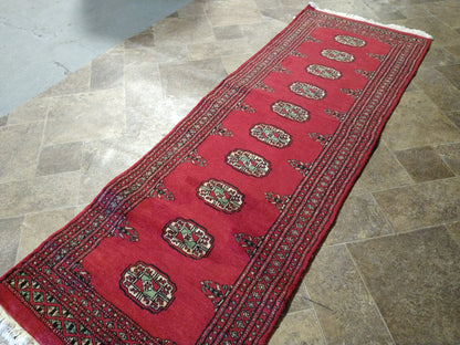 Bokhara runner, ivory border pattern detail