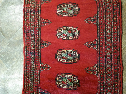 Bokhara runner, end-finish and fringe close-up