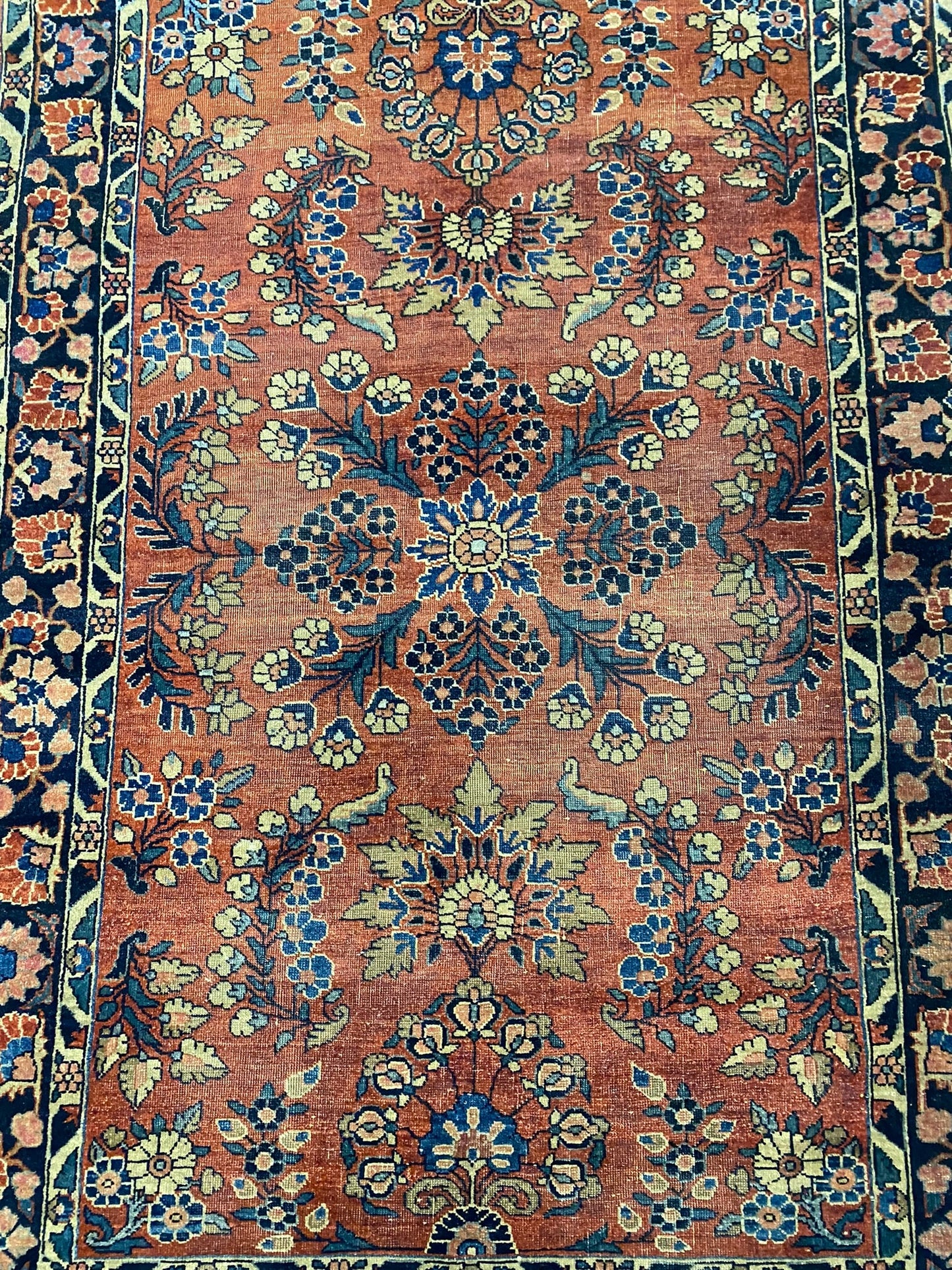 3.4 x 5 hand-knotted sarouk-pattern wool rug, pile detail showing wool texture