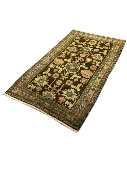 3.8 x 6.4 hand-knotted kazak wool rug, detail of pattern