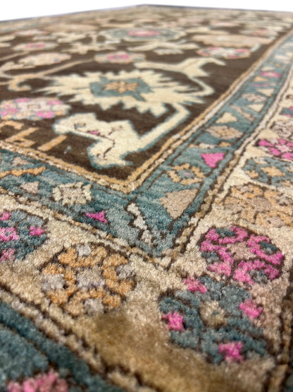 3.8 x 6.4 hand-knotted kazak wool rug, pile detail showing wool texture