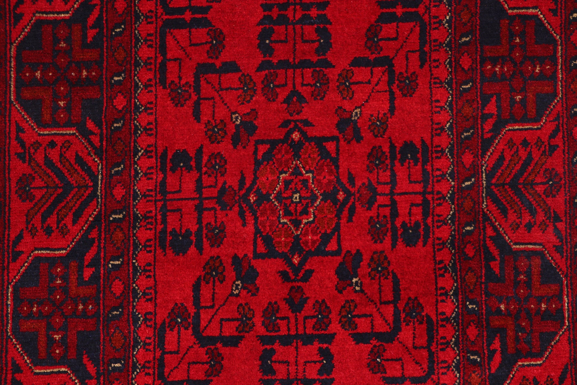 Khal Mohammadi runner, border pattern detail in rust and ivory