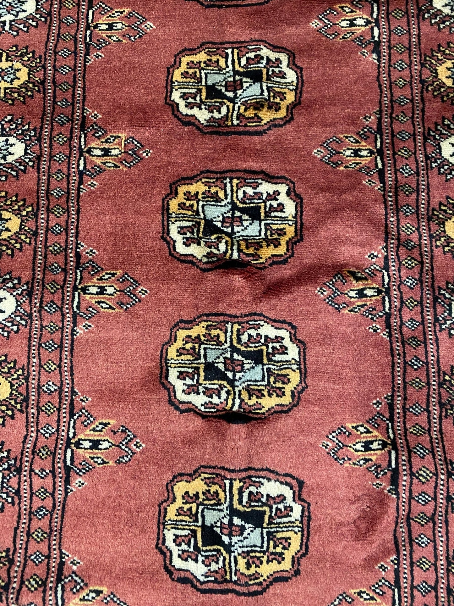 Bokhara 14-foot runner, end-finish and fringe detail