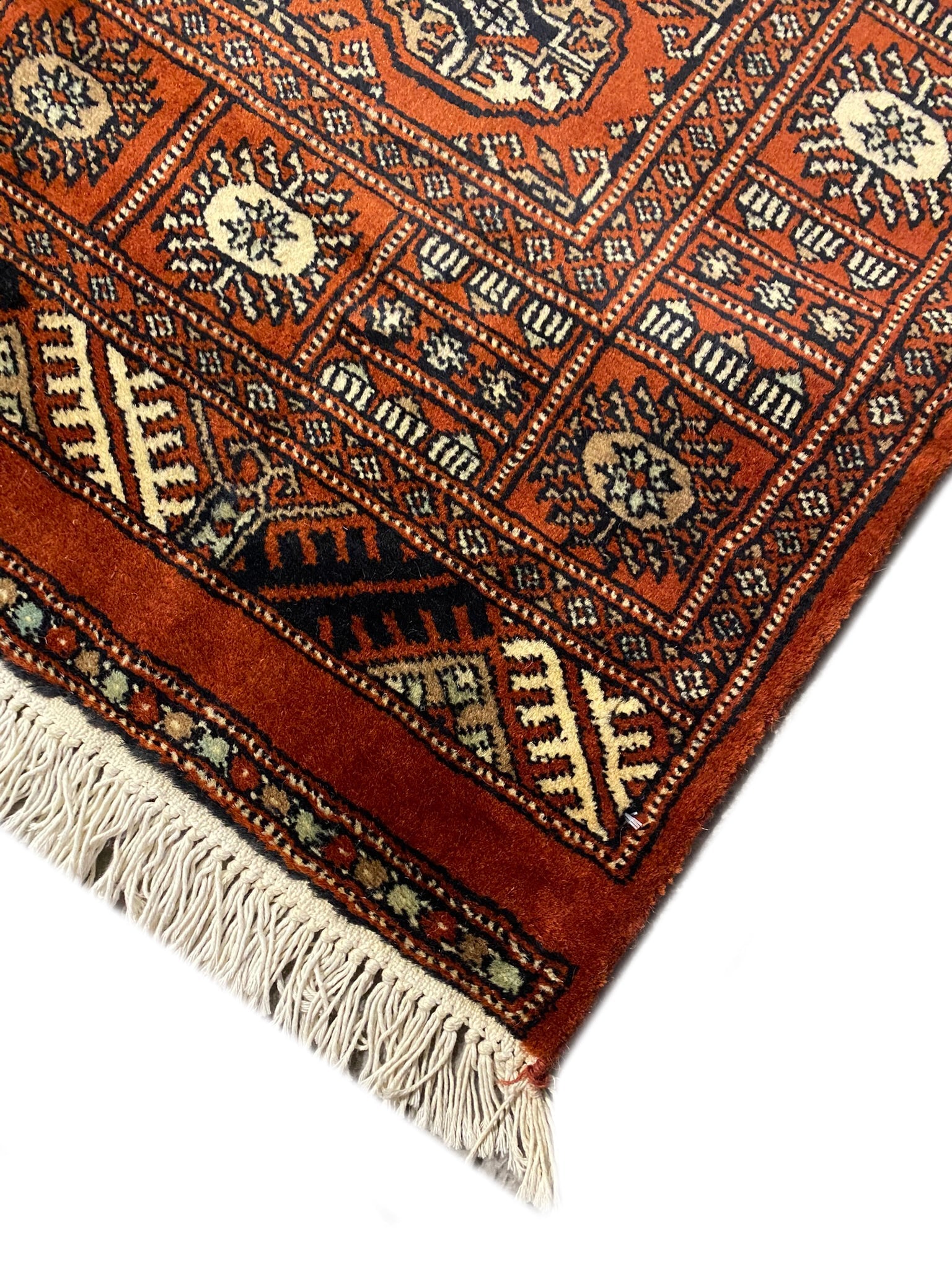 Bokhara 18-foot runner, true mid-length showing symmetry