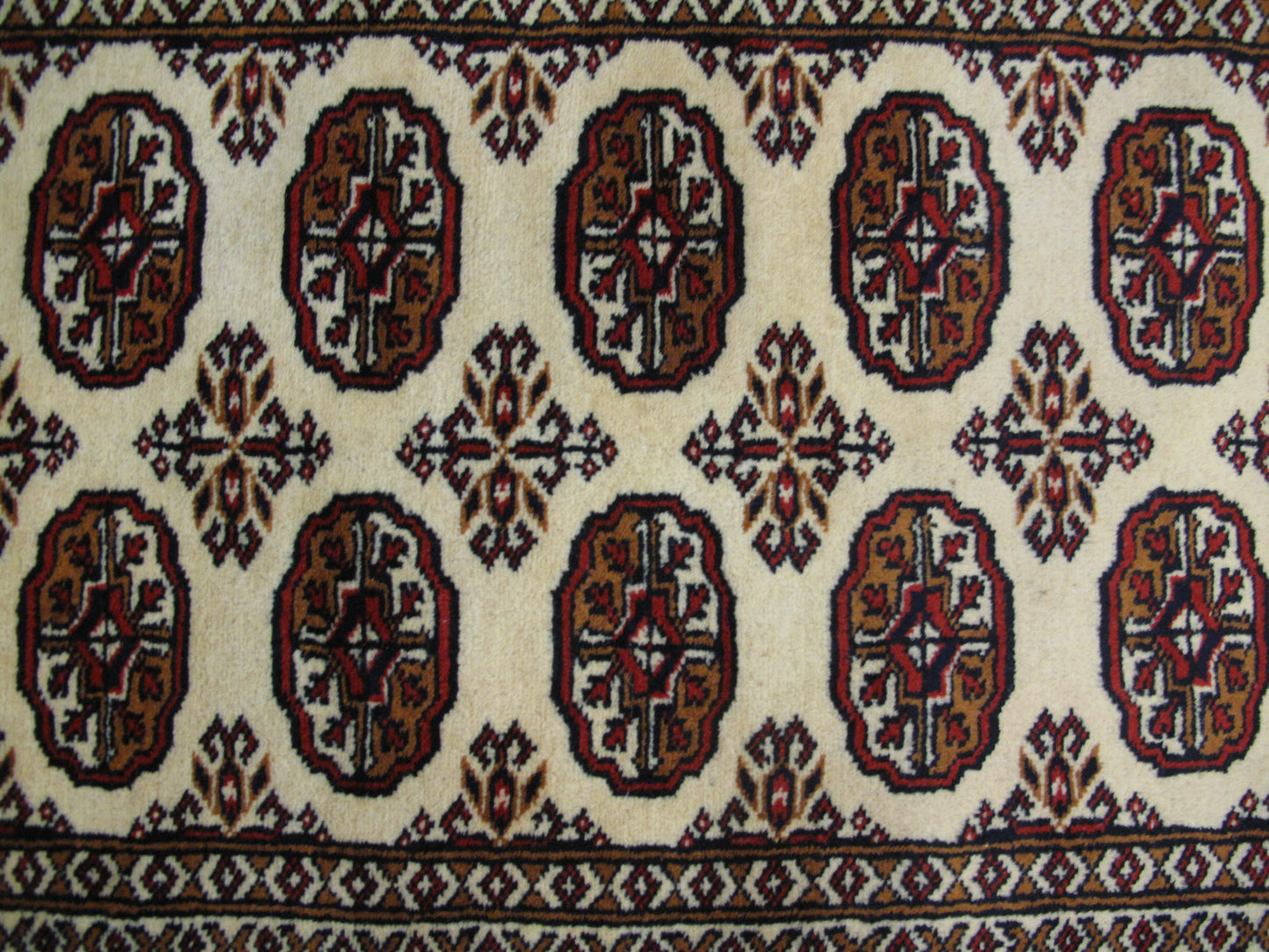 3 x 5 hand-knotted bokhara wool rug, full layout view