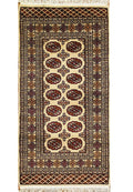 3 x 5 hand-knotted bokhara wool rug, top view