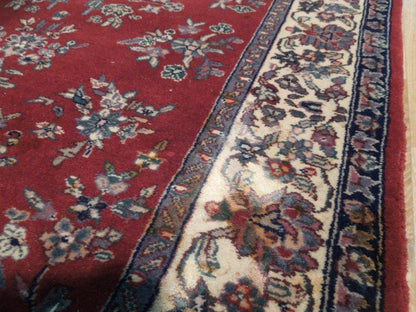3 x 5 hand-knotted sarouk-pattern wool rug, full layout view