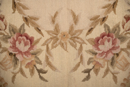 Aubusson needlepoint small rug, mid-field needlepoint detail