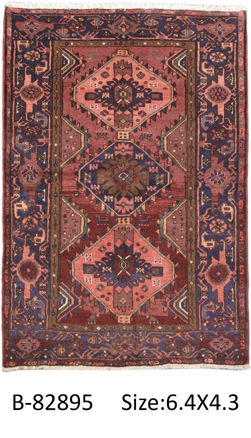 4.3 x 6.4 hand-knotted hamadan-style wool rug, corner detail