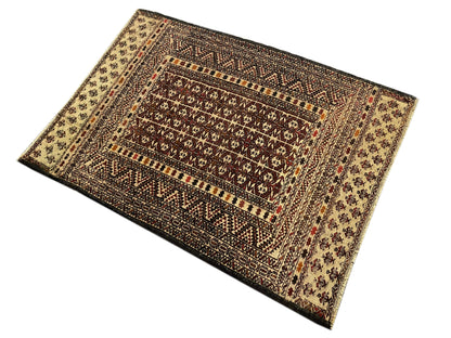 4.4 x 6 hand-knotted baluch tribal wool rug, corner detail
