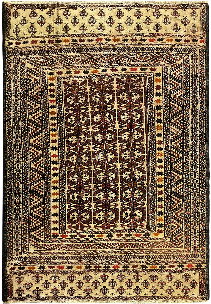 4.4 x 6 hand-knotted baluch tribal wool rug, top view