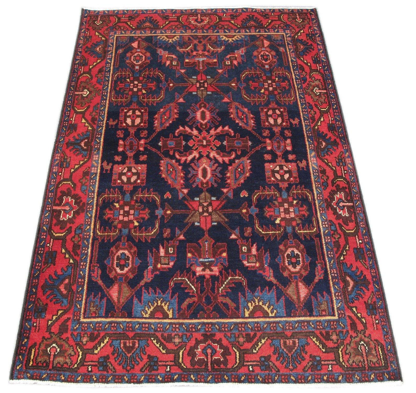 4.6 x 6.9 hand-knotted hamadan-style wool rug, detail of pattern