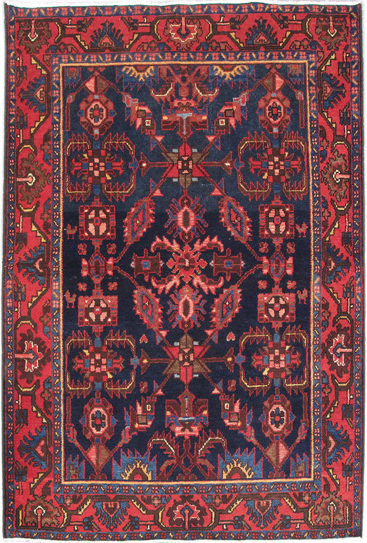 4.6 x 6.9 hand-knotted hamadan-style wool rug, top view
