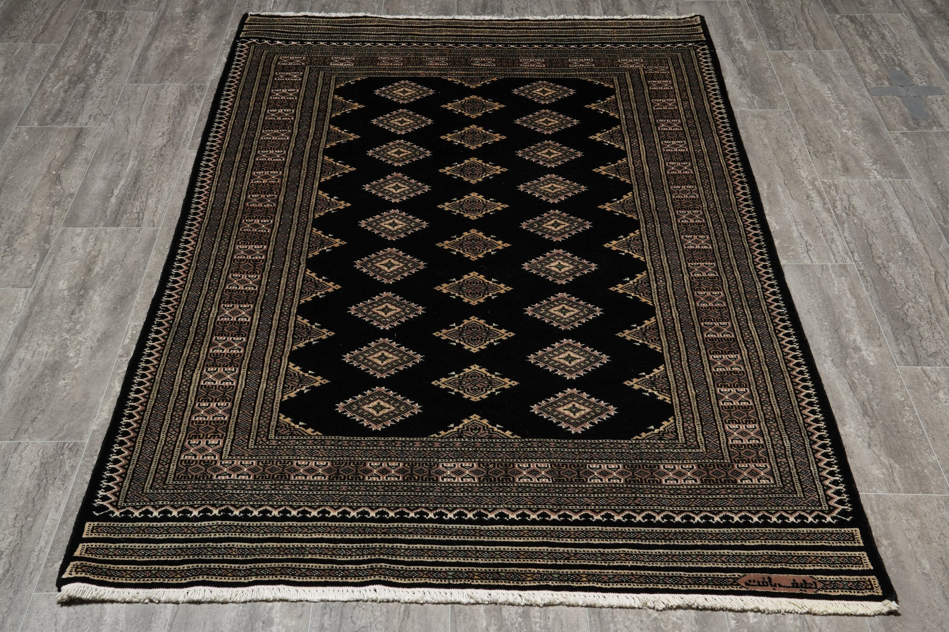 4 x 6.1 hand-knotted jaldar bokhara wool rug, full layout view
