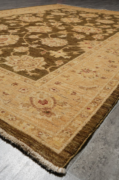 Chocolate brown Chobi rug, secondary border pattern