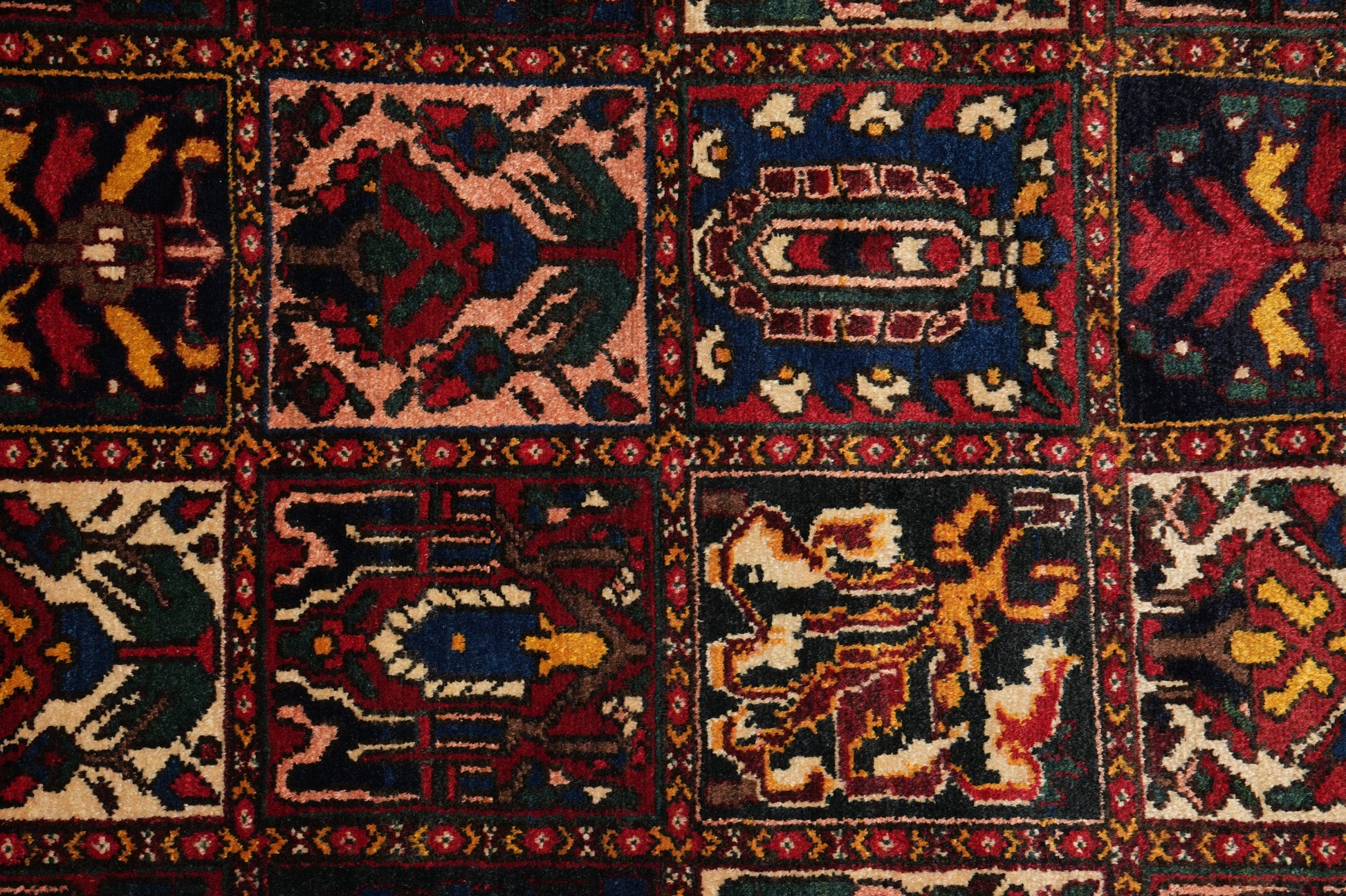 Bakhtiar-pattern garden runner, third panel close-up