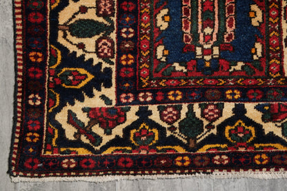 Bakhtiar-pattern garden runner, fifth panel close-up