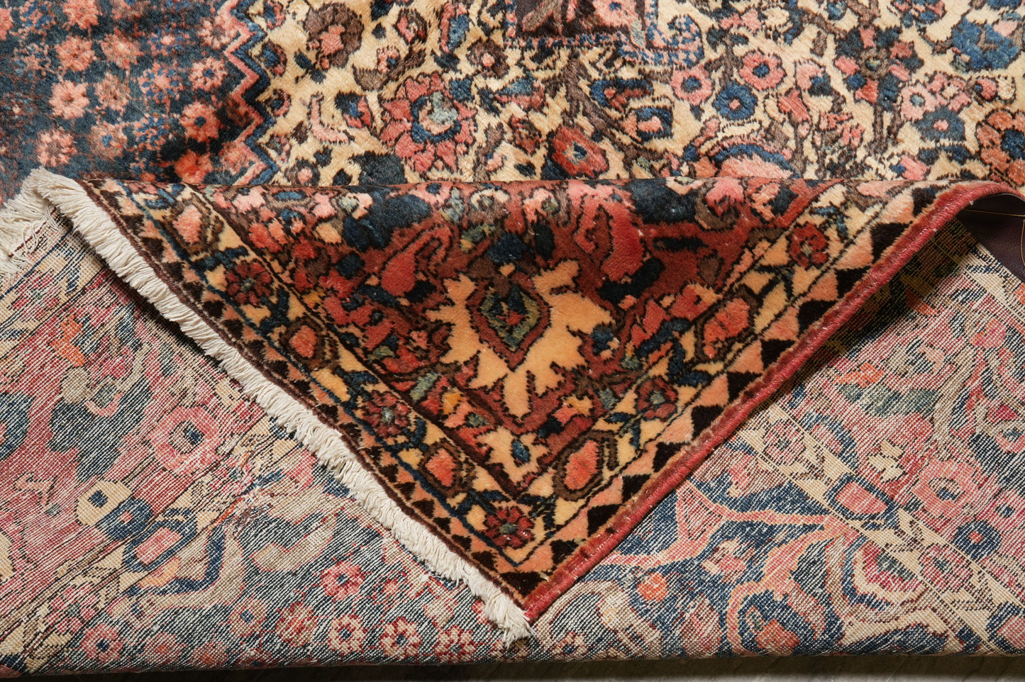 Bakhtiar-pattern garden rug, secondary panel motif close-up