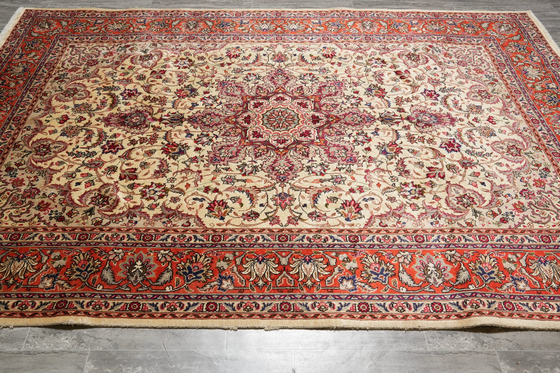 Esfahan-style rug, curvilinear floral detail