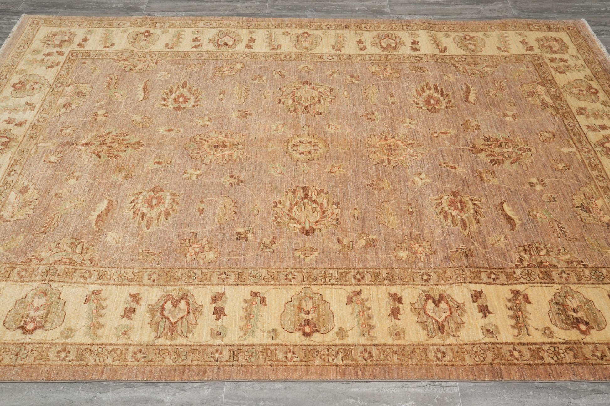 Chobi Peshawar tan rug, soft floral detail