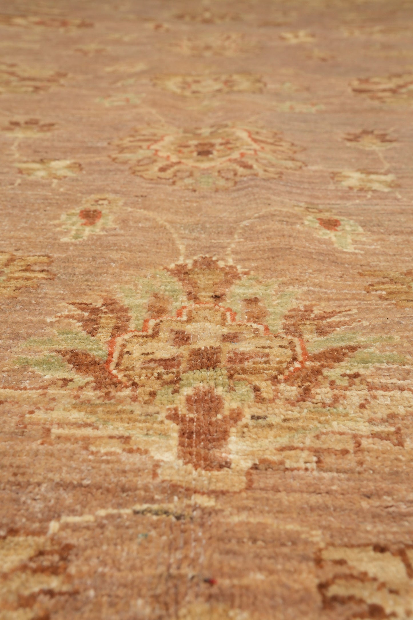 Chobi Peshawar tan rug, color balance close-up showing tan and chocolate
