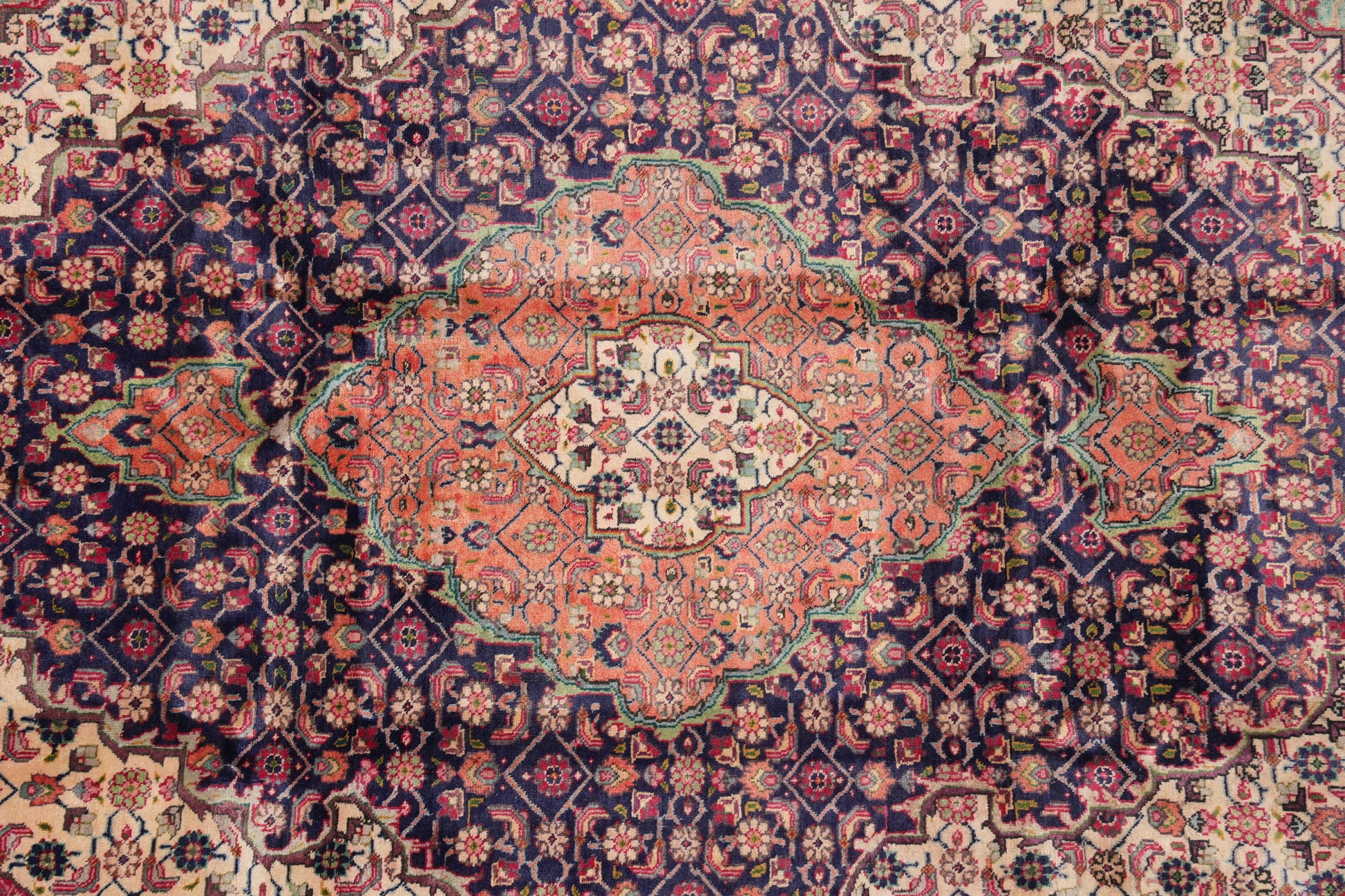 Tabriz-style Mahi rug, corner motif with fine curvilinear detail