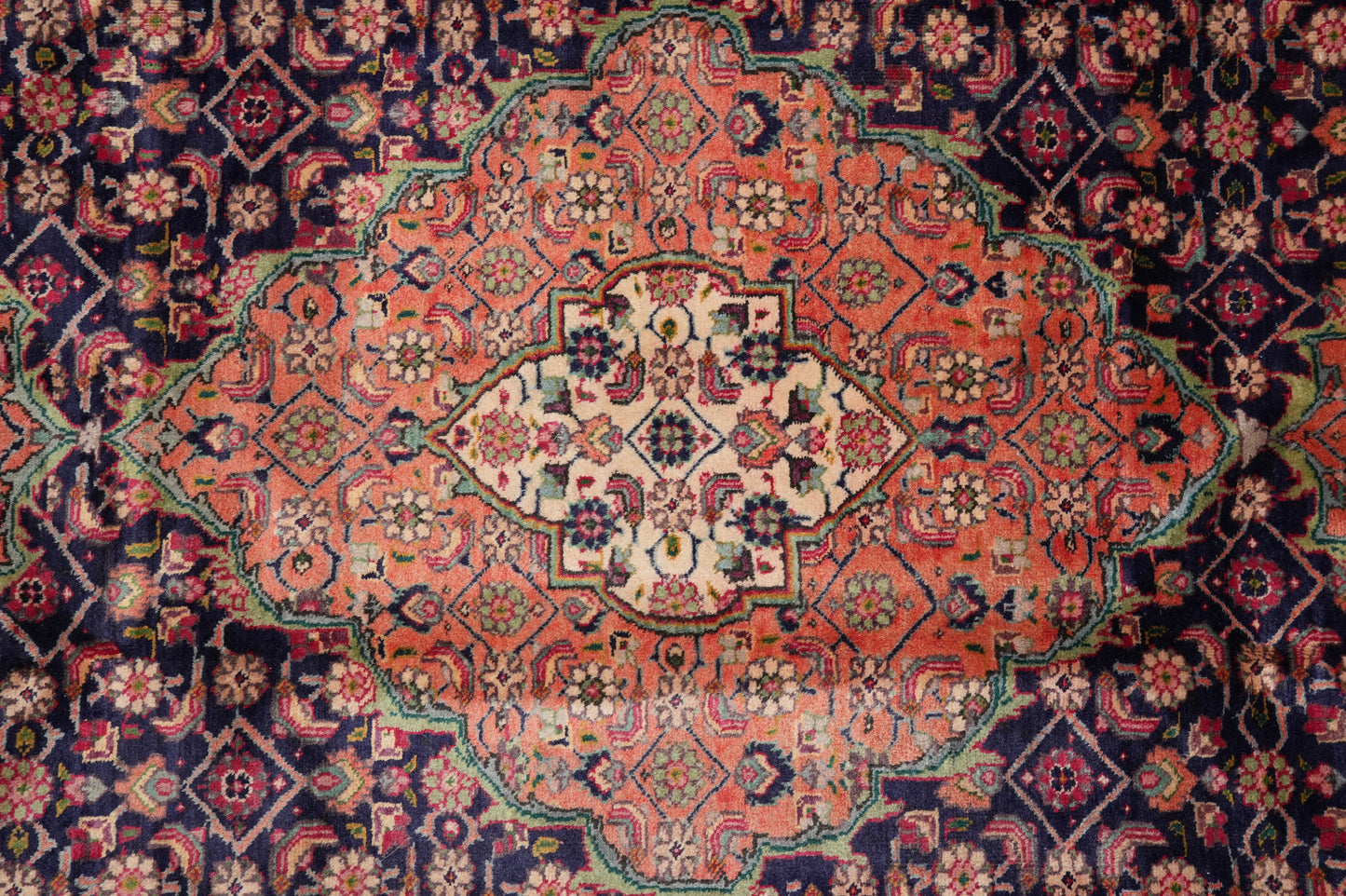 Tabriz-style Mahi rug, secondary Mahi cluster close-up
