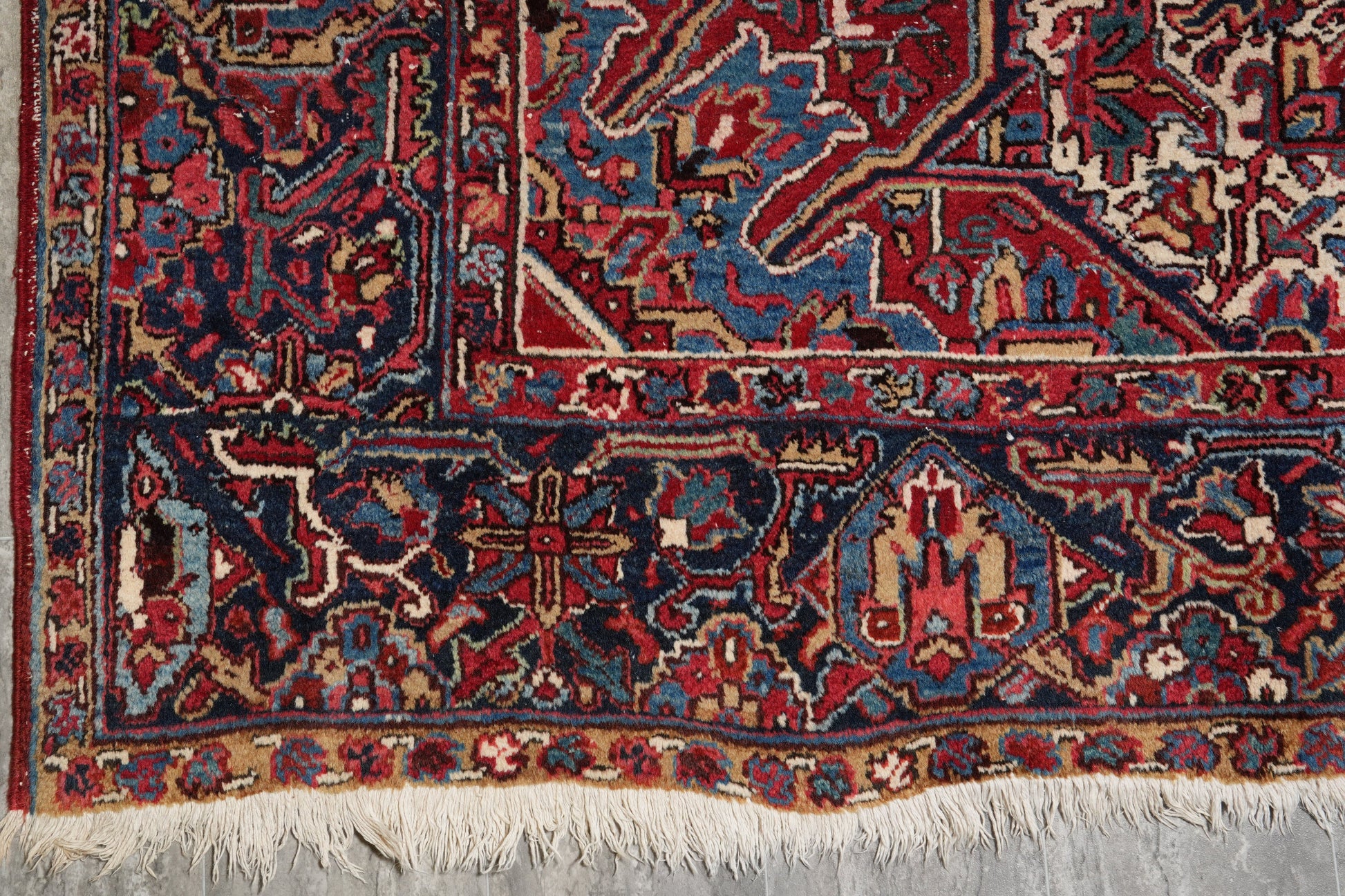 Strong tribal Heriz-style rug, edge and selvedge detail