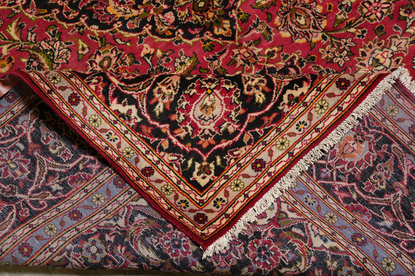 Kashan-style rug, alternate corner with floral detail