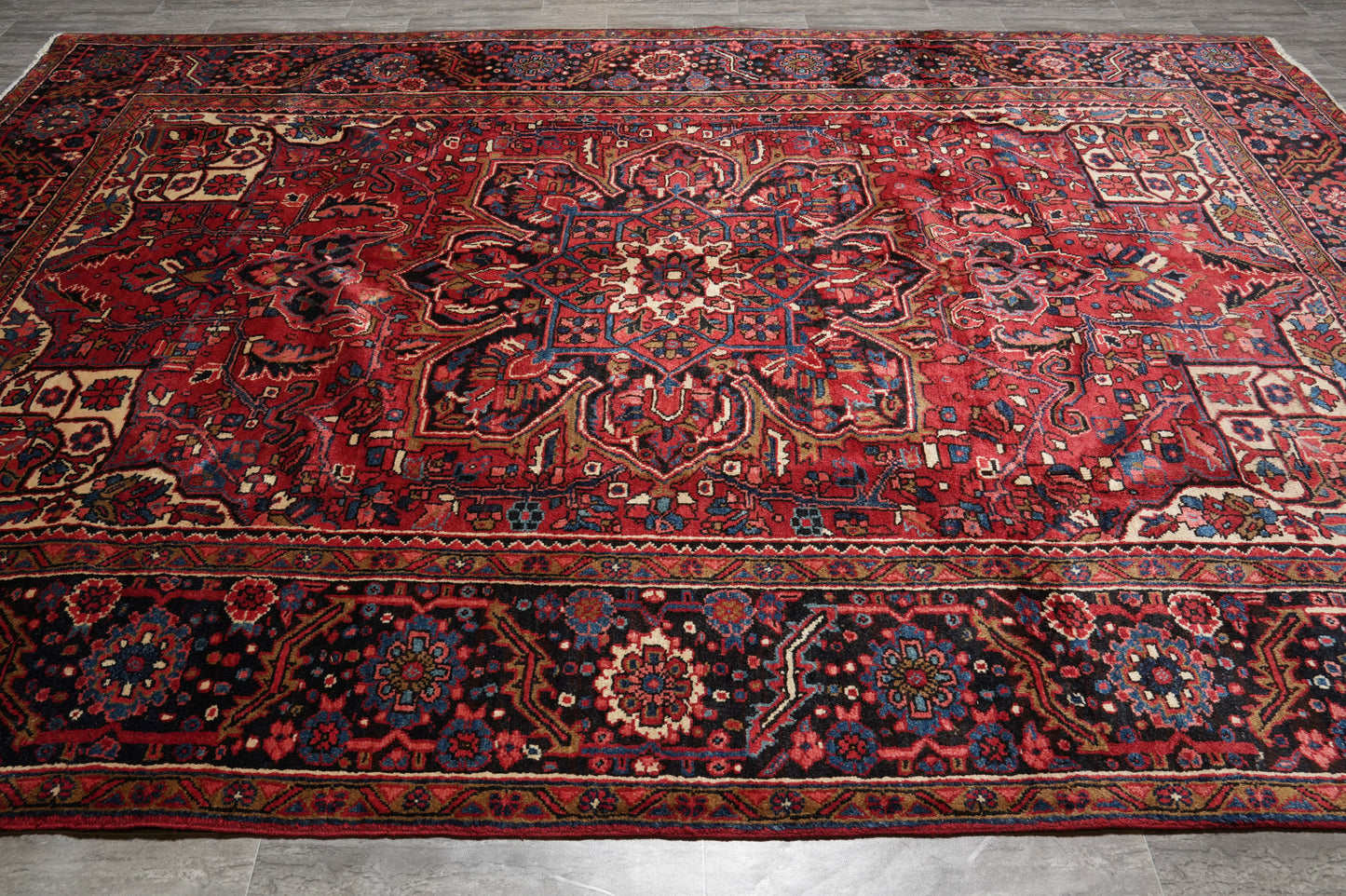 Sherabian-pattern rug, central medallion close-up with floral detail in geometric frame