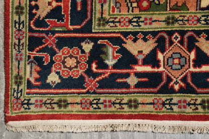 Heriz-Serapi-style rug, alternate corner geometric detail