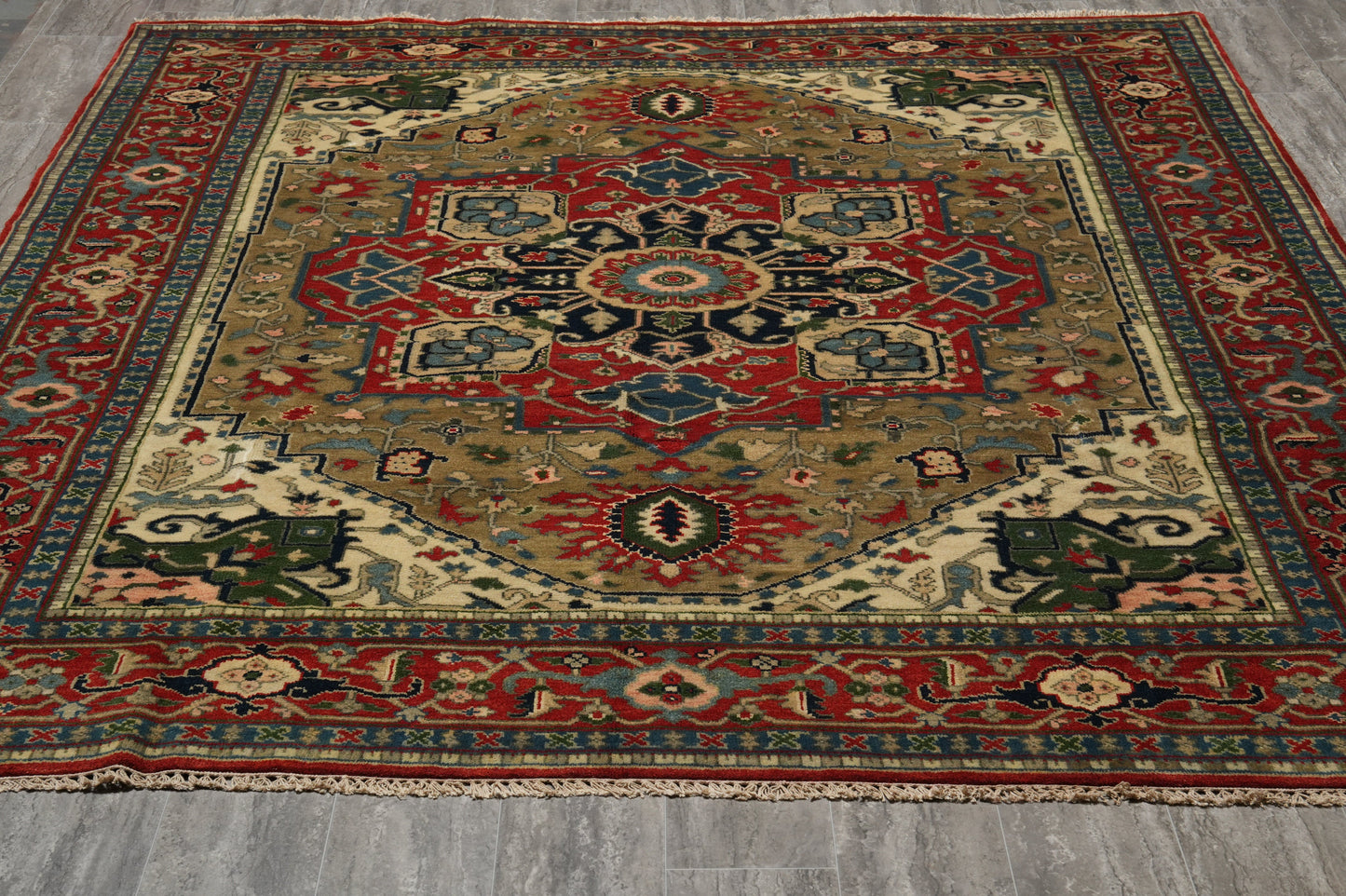 8 x 10 hand-knotted heriz-style serapi wool rug, full layout view