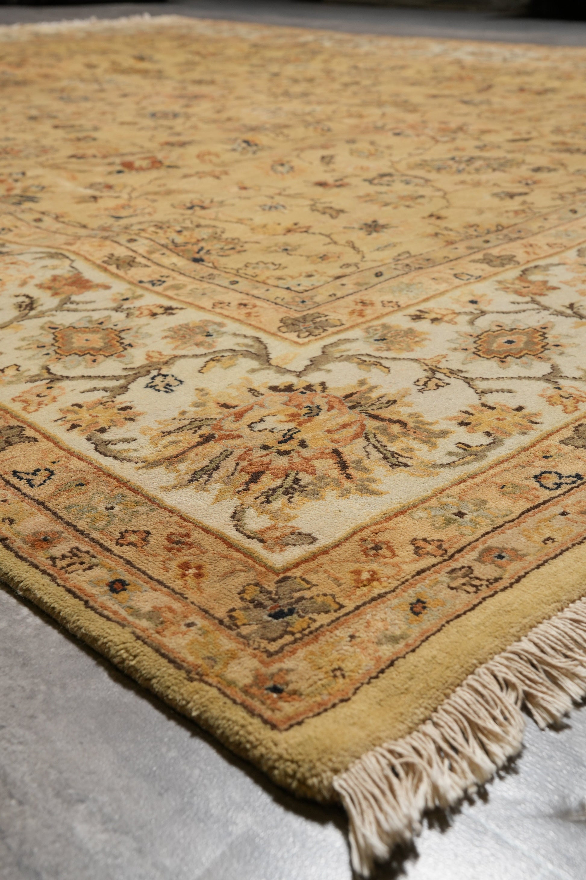 Jaipur gold rug, mid-field detail showing wool color depth