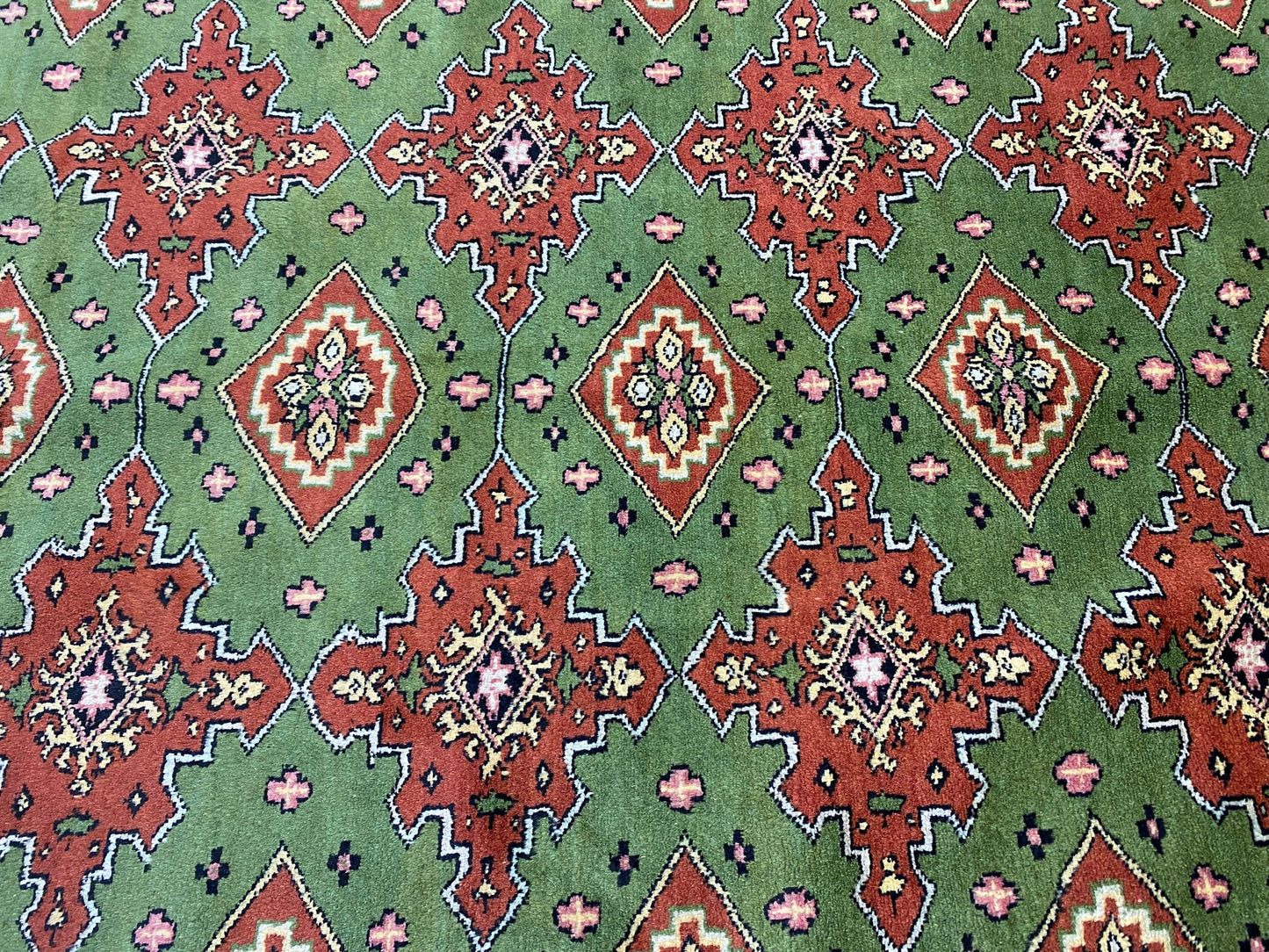 Sage green Jaldar Bokhara, secondary border detail