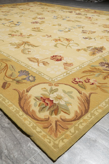 French Country Aubusson, alternate corner showing pattern continuity