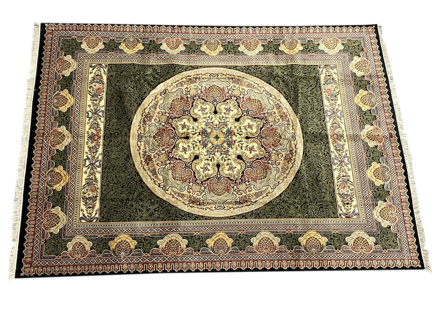 Aubusson Savonnerie rug, French floral border detail