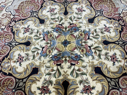 Aubusson Savonnerie rug, secondary border pattern detail